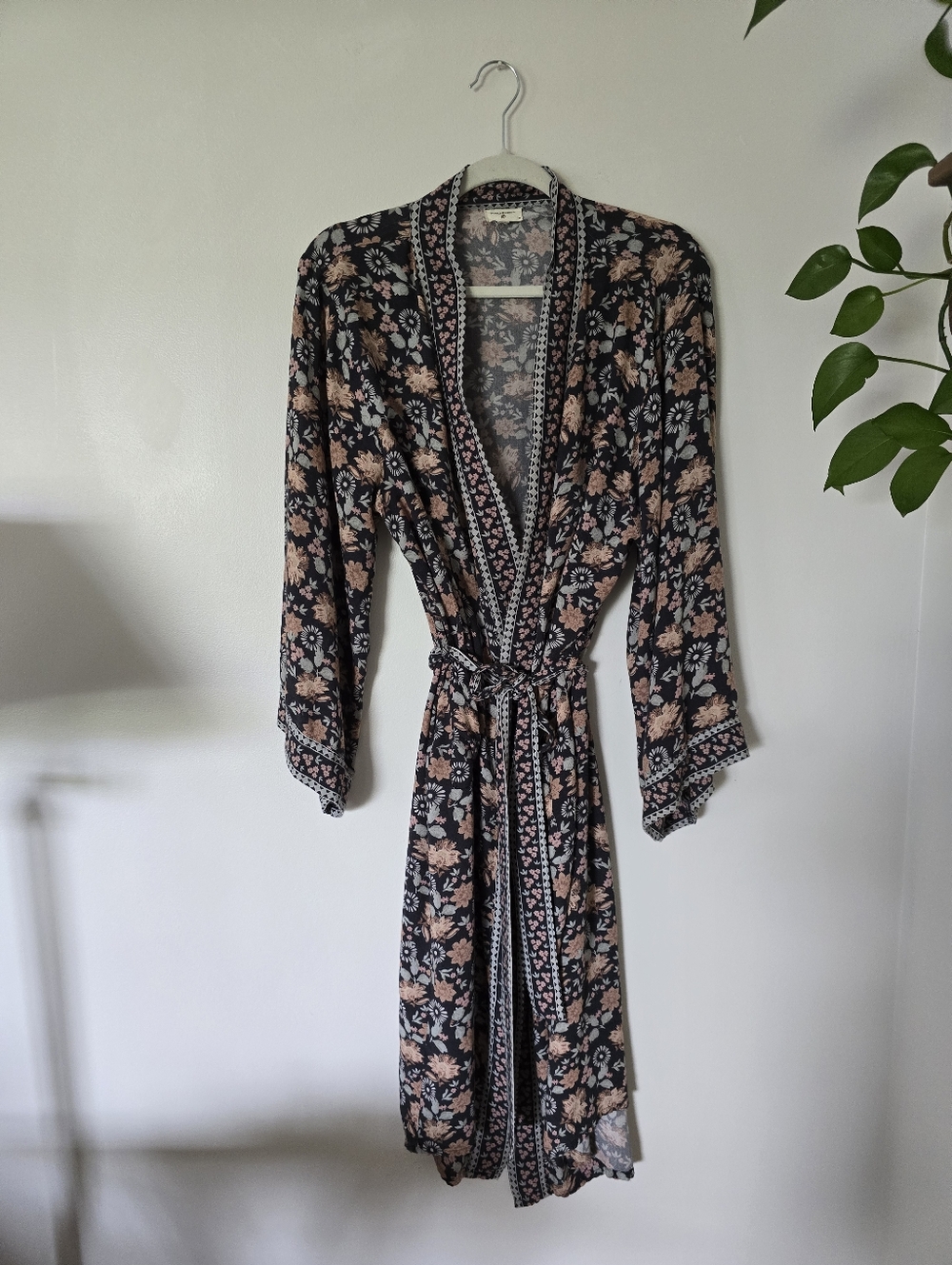 World Market S/M bohemian Womens Belted Robe
